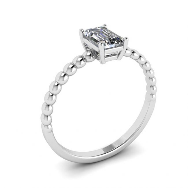 Bearded Ring with Emerald Cut Diamond - Photo 3