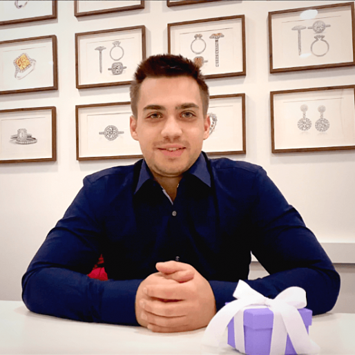 Stepan Ukolov, IT engineer on his purchase in PIERRE Jewellery | 10 of 10